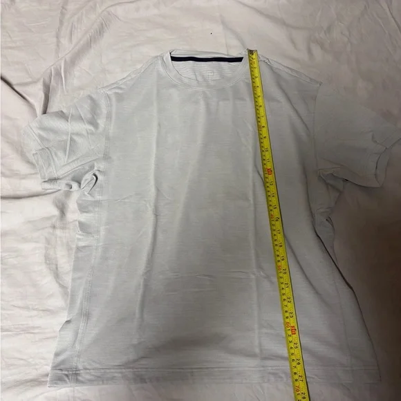 lululemon athletica Light Gray Short Sleeve Tee - Picture 3 of 4